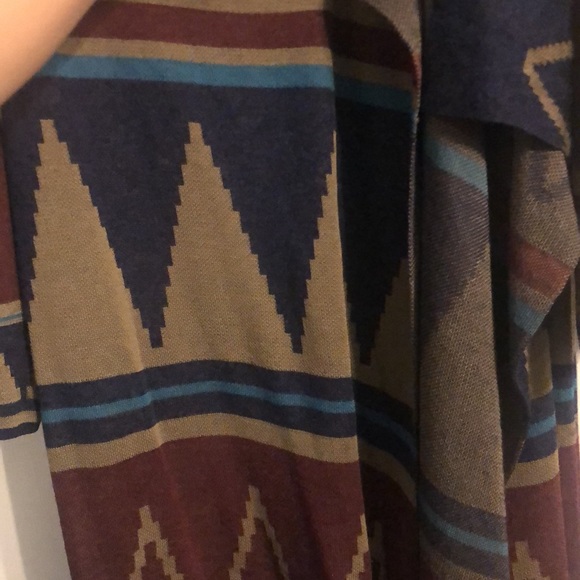 Cecico - Aztec Cardigan - MEDIUM - Picture 4 of 4